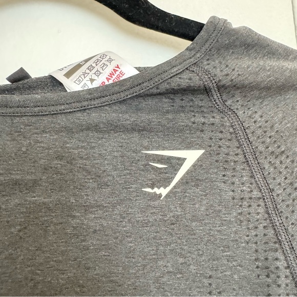 Gymshark Vital Seamless 2.0 Long Sleeve Crop Top - Black Marl - Size Medium - Picture 3 of 8